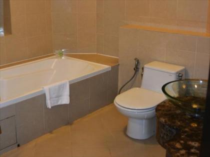 New Town Suites - image 4