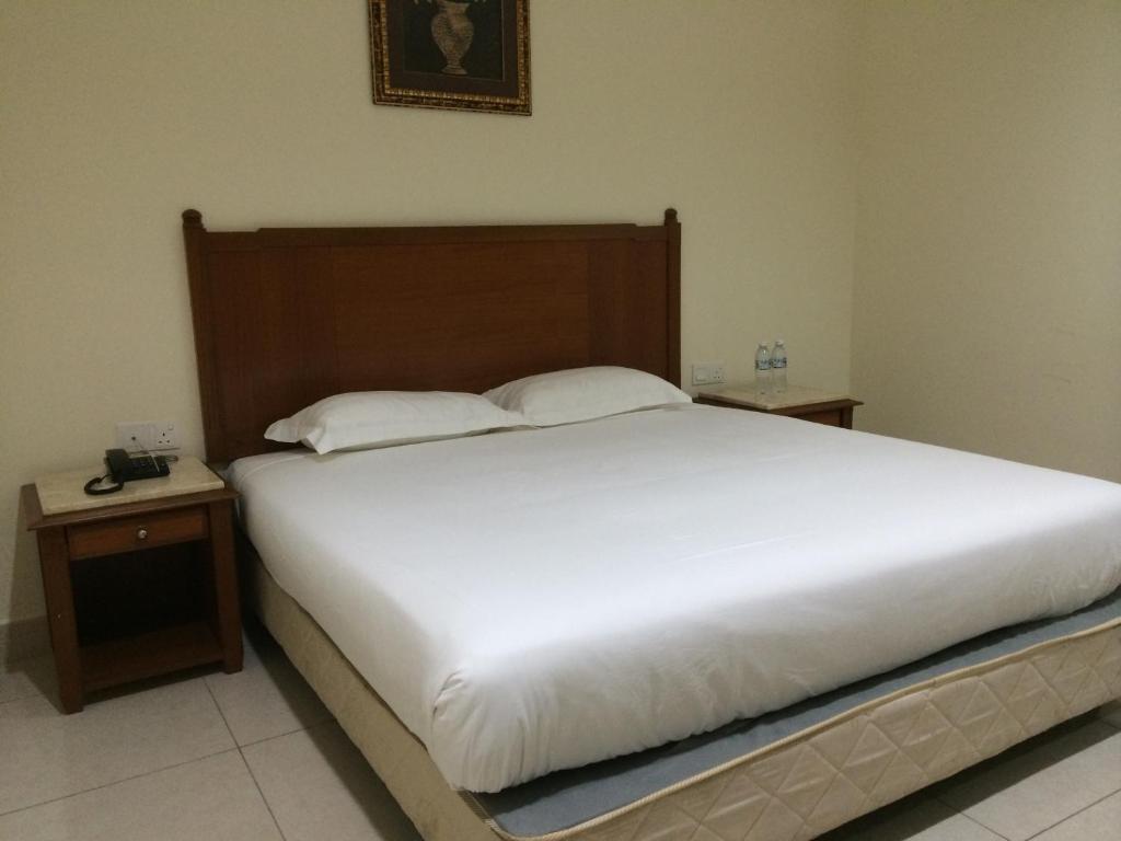 Hotel Wonderful - image 4