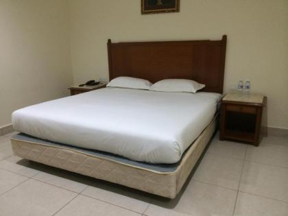 Hotel Wonderful - image 5