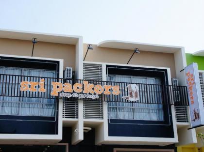 Sri Packers Hotel - Klia - image 9
