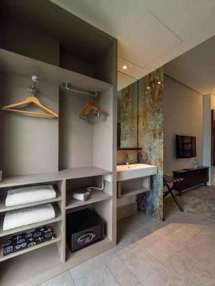 Tune Hotel Klia2 - image 10