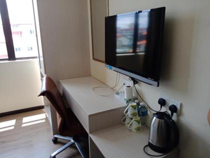 *Refurbished Home Inn 2 Taman Bukit Segar - image 10