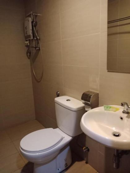 *Refurbished Home Inn 2 Taman Bukit Segar - image 4