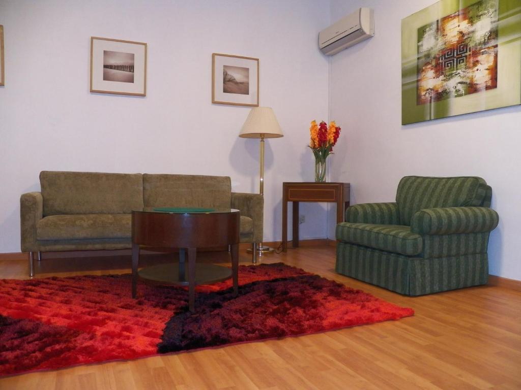 Maytower Apartment - image 2