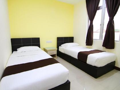 Sg Pelek Hotel - image 17