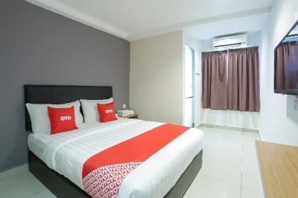 New Eastern Hotel - image 1