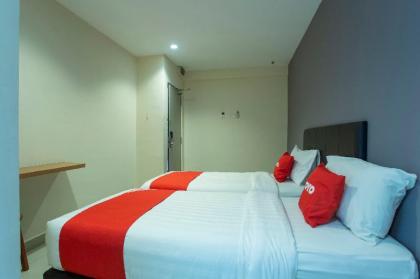 New Eastern Hotel - image 17