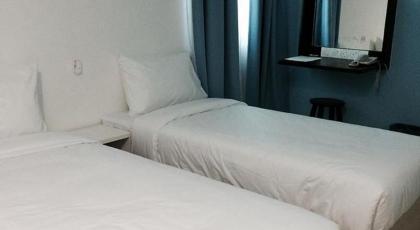 YY48 Hotel ( 2 Mins Walk From Masjid Jamek LRT Station ) - image 29