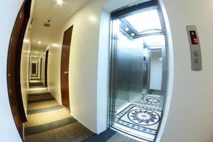 Amigo Hotel - image 14