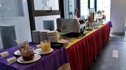 Hotel Transit Kuala Lumpur - image 10