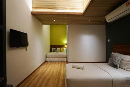 Chaos Hotel - image 16