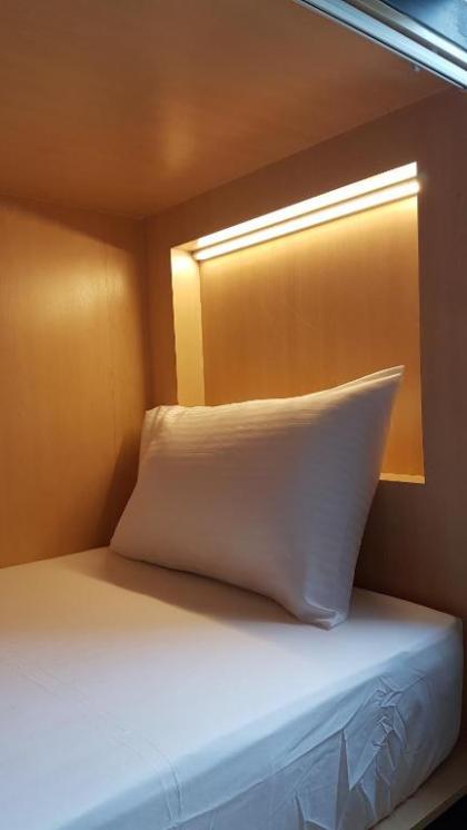 Hotel 1000 Miles - image 9