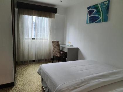 Crown Regency Serviced Suites - image 13