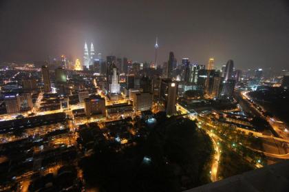 Amazing KLCC View @ Regalia Residence - image 9