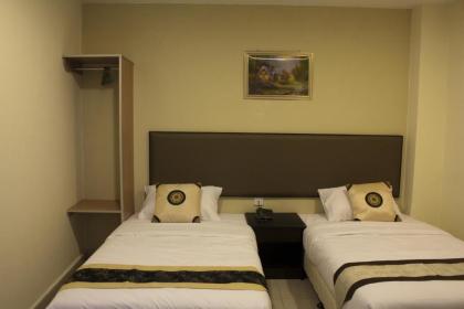 SohoTown Hotel - image 8