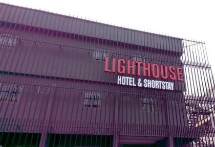 Lighthouse Hotel & Shortstay - image 12