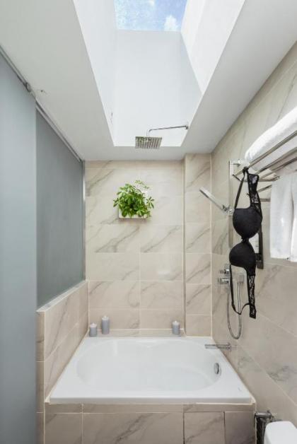 Bello & Bella Boutique Hotel - image 10