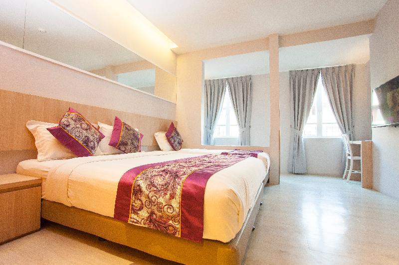 Orange Premier Hotel Taman Segar - image 4