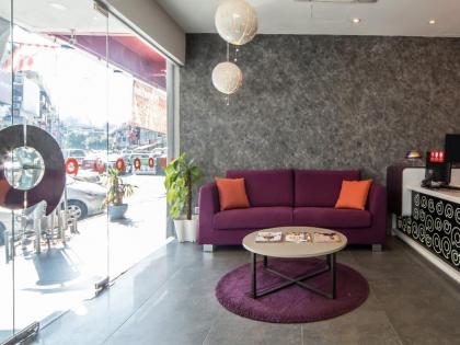 Orange Premier Hotel Taman Segar - image 7