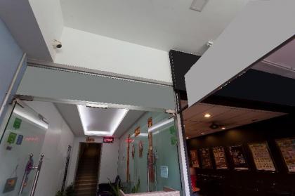 ZEN Rooms Chinatown KL - image 12