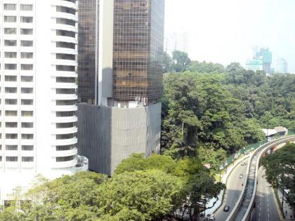 Vortex Suite KLCC by Idaris - image 9