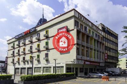 OYO 327 Buddy's Hotel (Sanitized Stay) - image 1