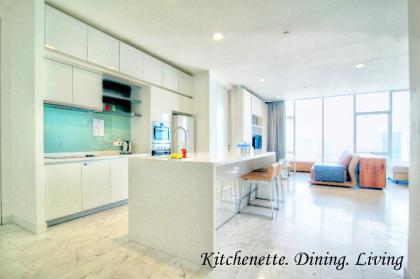 Suites KLCC by Pine Luxury Residence - image 20