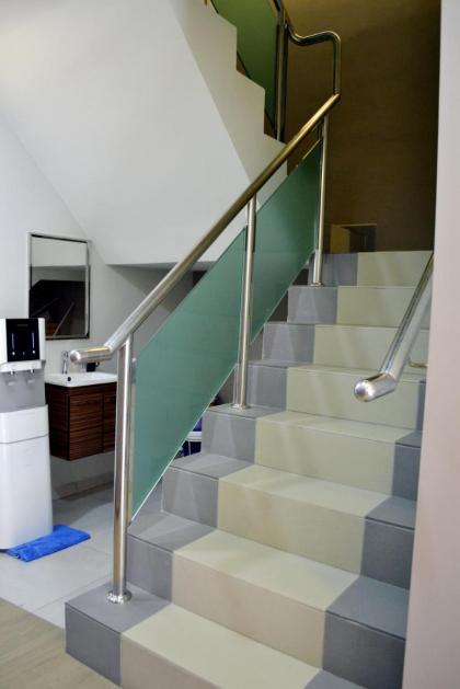 Cozy Hotel - image 3