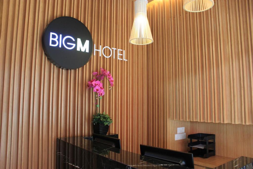 BIG M Hotel - main image