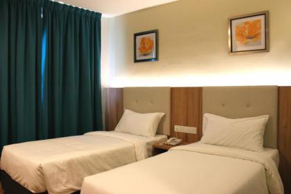 Big M Hotel - image 20