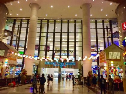 Baral Service Suites Times Square - image 17