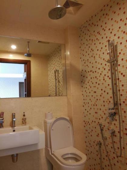 Suites & Residences @ Regalia - image 10