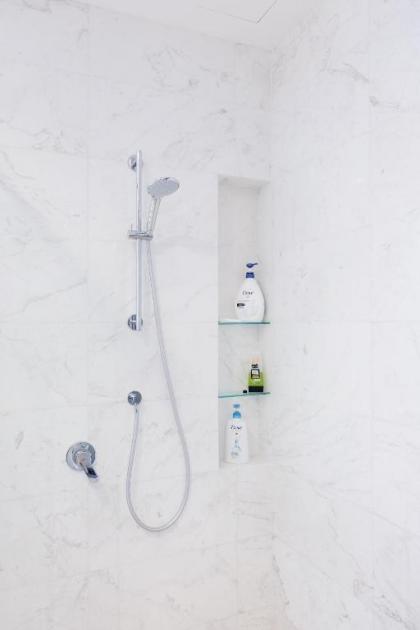 KL Platinum Suite 42 By SNC - image 16