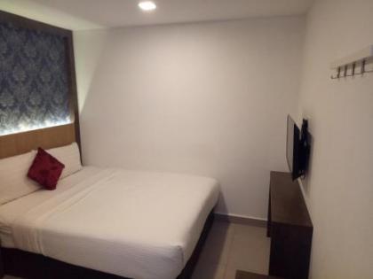 Hotel Check-In - image 6