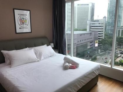 Soho Suites Klcc By Pnut - image 17