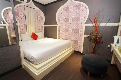 Vivids Hotel - image 12