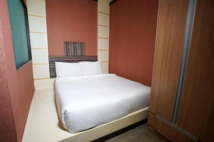 Vivids Hotel - image 19