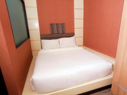 Vivids Hotel - image 4