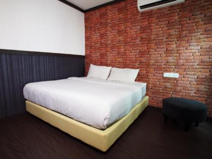 Vivids Hotel - image 5