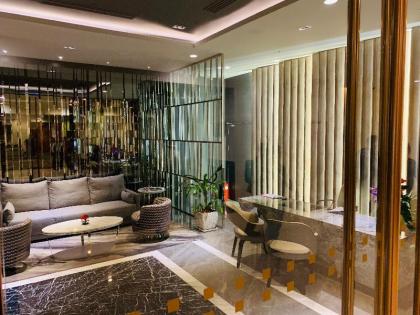 Luxy Service Suites At Times Square - image 9