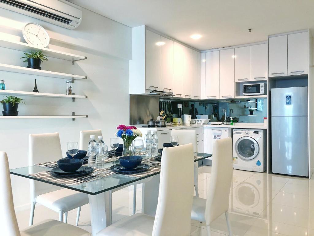 Summer Suites KLCC Apartments - image 7