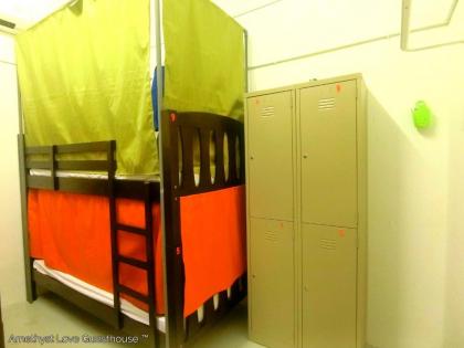 Amethyst Love Guesthouse - image 3