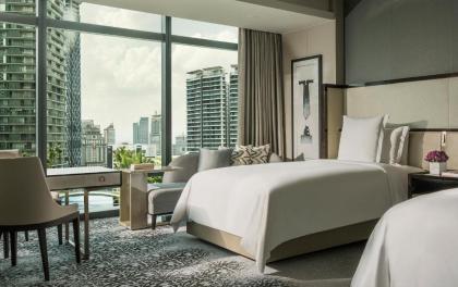 Four Seasons Hotel Kuala Lumpur - image 14