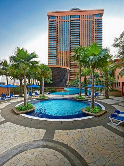 Grand Service Apartment @ Times Square - image 1