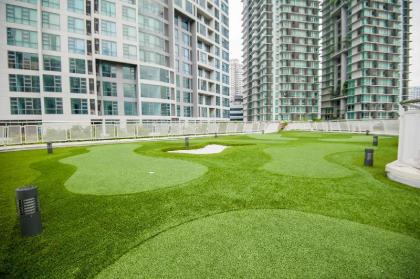 The Robertson by Widebed - image 10