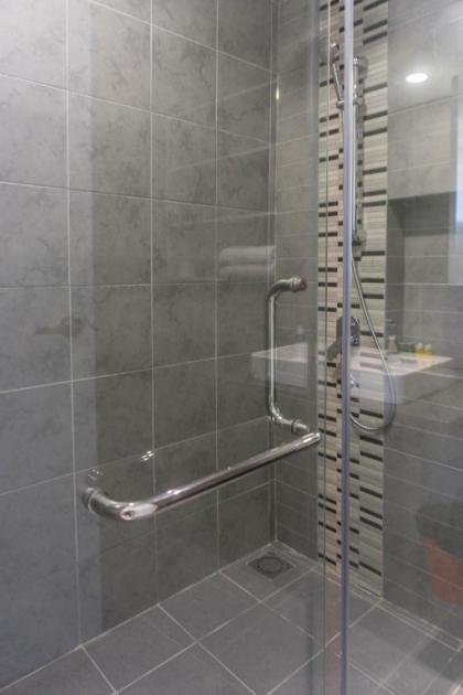 Robertson Premier Suites by Subhome - image 18