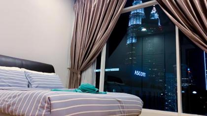 Soho Suites KLCC by Alucard's Cat - image 1