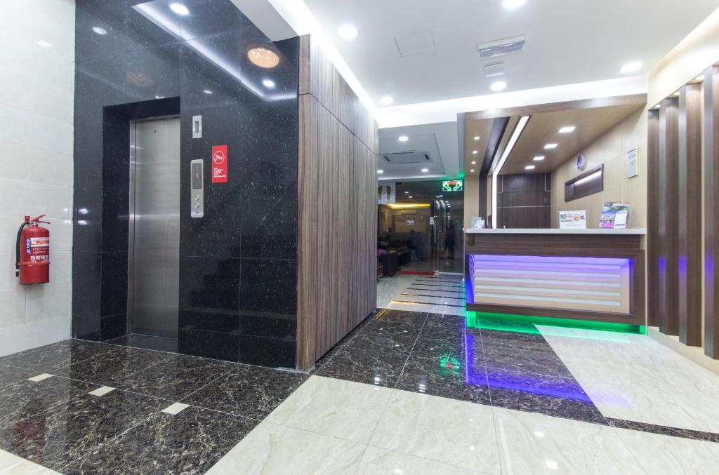 Bitz Hotel - main image