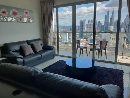 Regalia Residences by 109 Suites - image 13