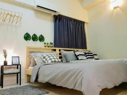 Puchong 8-12 pax 5min LRT Cozy Apartment IOI Mall - image 18